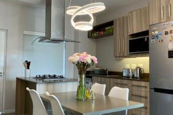 Property #2193220, Apartment for sale in Edenburg