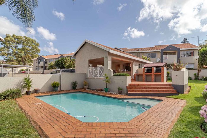 Property #2266083, Apartment rental monthly in Constantia Kloof