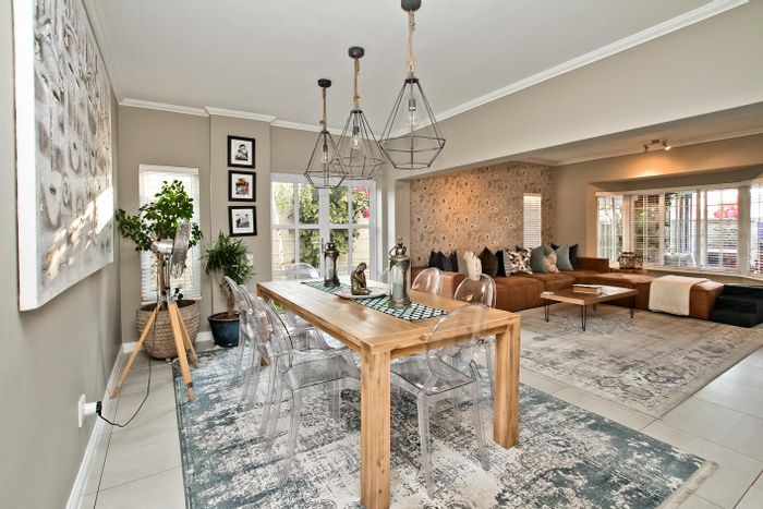 House To Rent in Bedfordview Central: 4 beds, pool, staff cottage, secure estate.