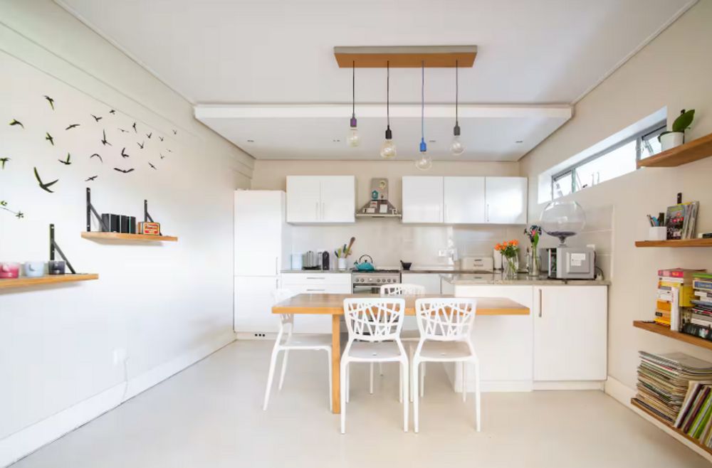 Spacious kitchen 