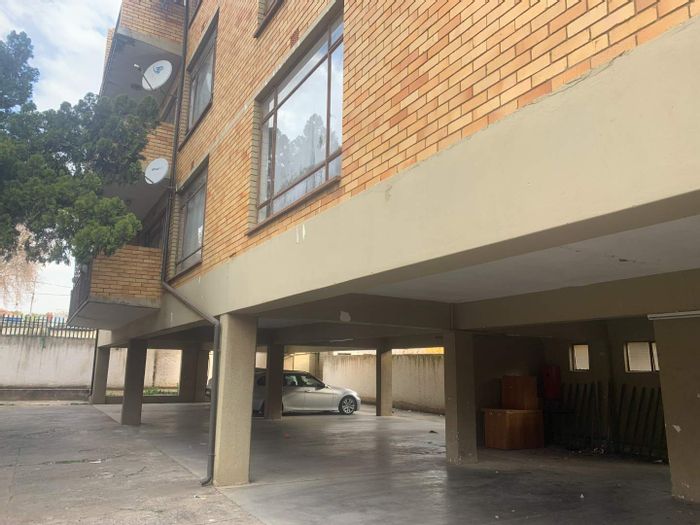 For Sale: 2-Bedroom Apartment in Turffontein with Under-Cover Parking and Schools Nearby.
