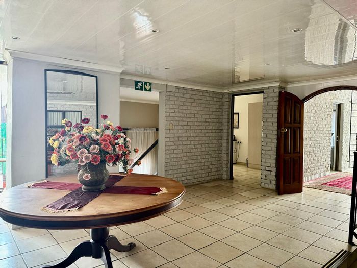 For Sale: Operational Guest House in Pretoria North with 22 En-Suite Bedrooms.