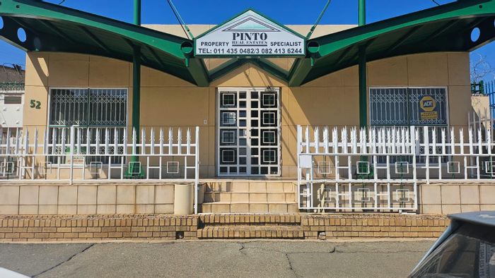 For Sale: House in Regents Park with office space, cottages, and ample parking.