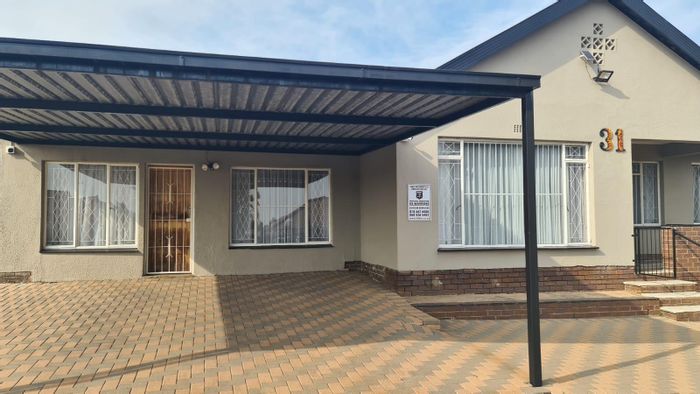 Property #2174592, House for sale in Esther Park