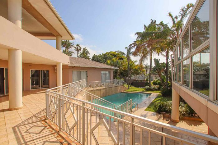 For Sale: House in Umhlanga Central with pool, sunroom, and spacious bedrooms.