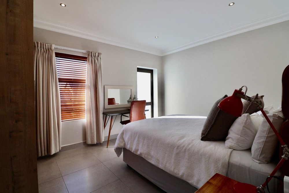 2nd Bedroom with built-in cupboards