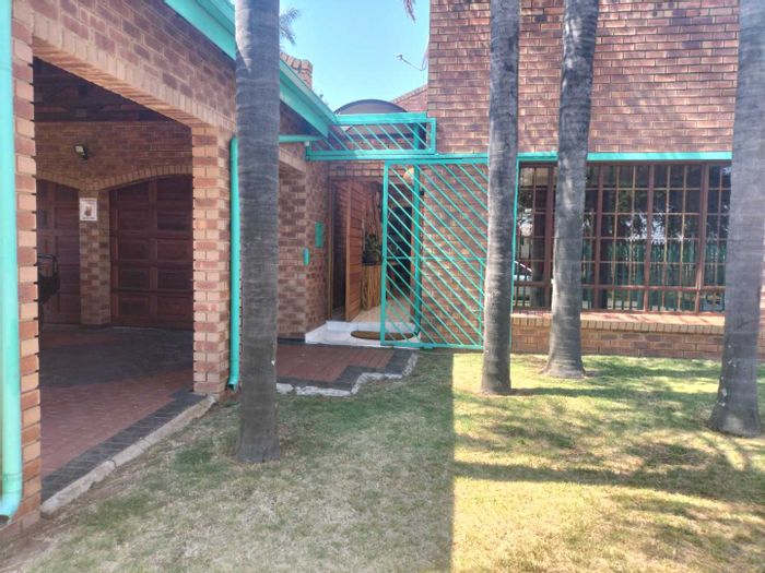 Property #2196078, House for sale in Bonaero Park