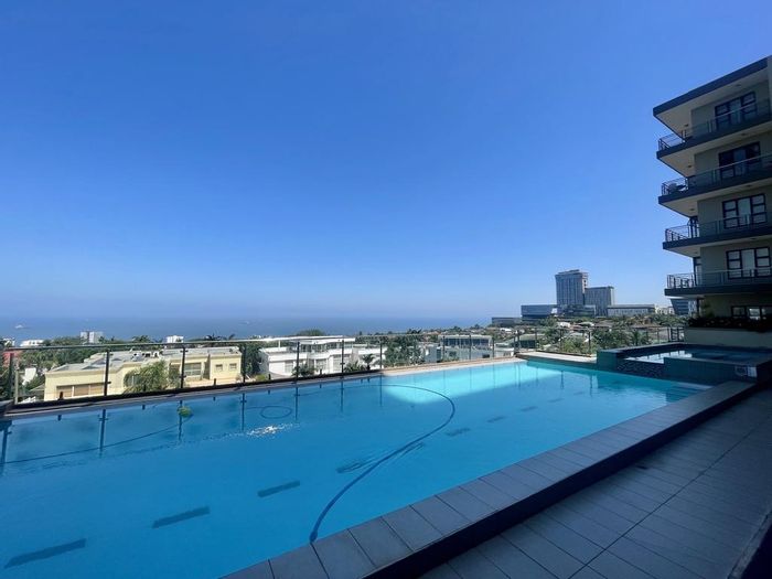 Umhlanga Ridge Apartment To Rent: 3 beds, pool access, sea views, 24-hour security.