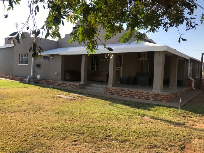Property #1460330, Farm for sale in Upington Central
