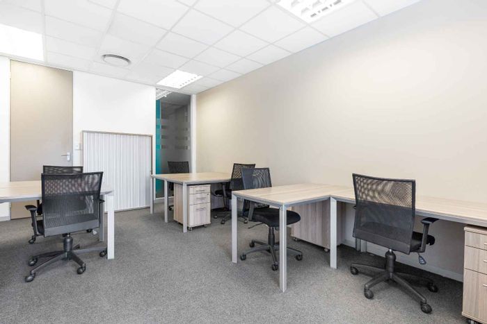 Office To Rent in Cape Town City Centre: Private space, shared amenities, flexible options.