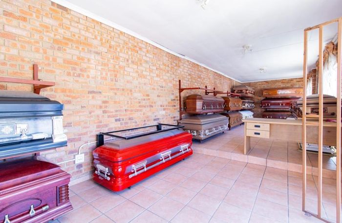 Aeroton Business For Sale: 1,490 sqm office space with established funeral services infrastructure.