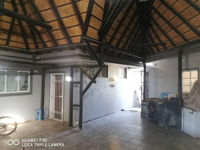 Spacious House for Sale in Keetmanshoop Central with Pool and Lapa