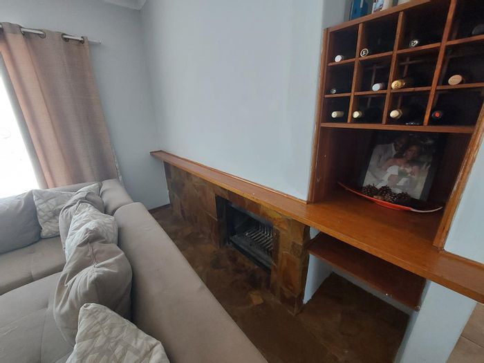 Property #2331626, House Pending Sale in Pioniers Park