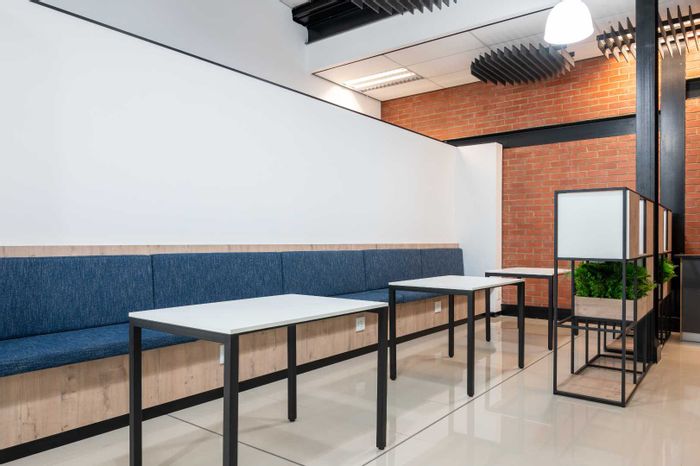 Office To Rent in Johannesburg North: Private space, coworking access, 24/7 security.