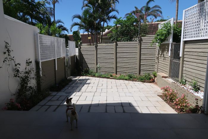 Property #2166898, Townhouse for sale in Umhlanga