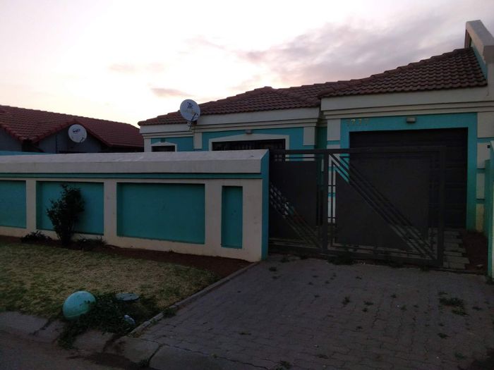 Property #2188282, House for sale in Leondale
