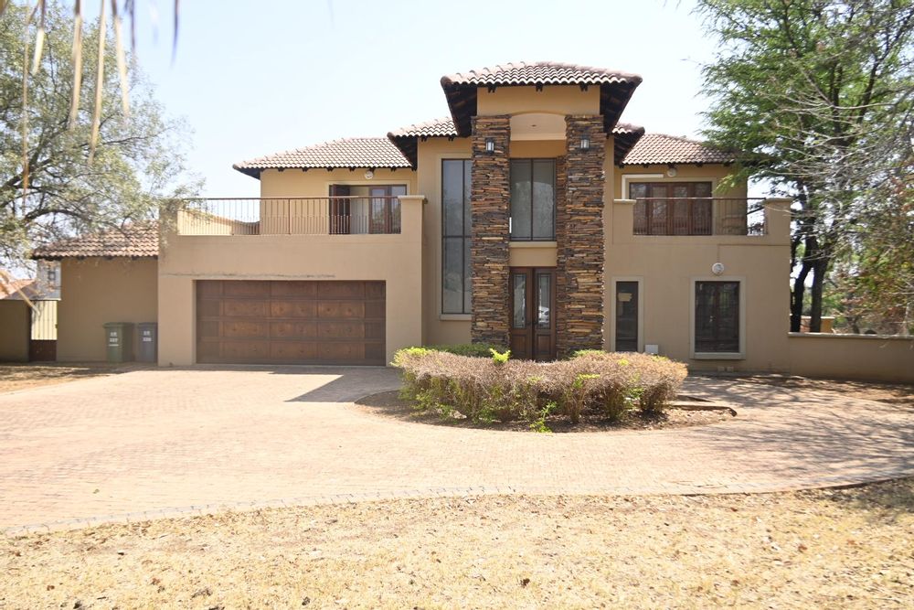 For Sale House in Roodeplaat with pool, balconies, office, and