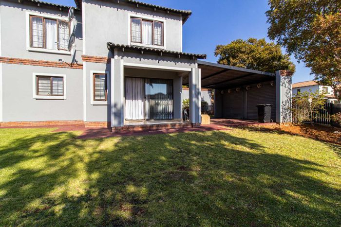 For Sale: Cluster in Meyersig Lifestyle Estate with 3 bedrooms, double garage, garden.