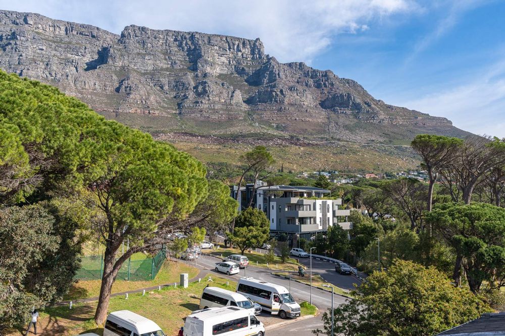 Table Mountain view from the lounge