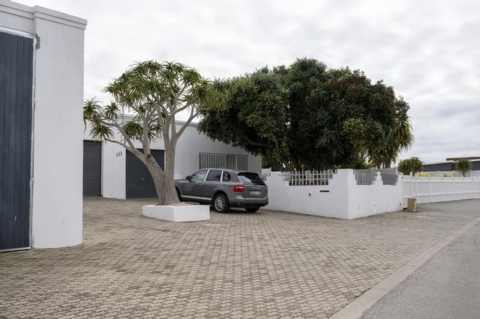Property #2268288, House for sale in Port Elizabeth Rural