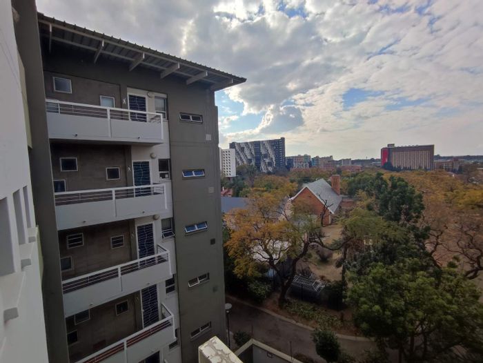 Property #2291437, Apartment For Sale in Hatfield