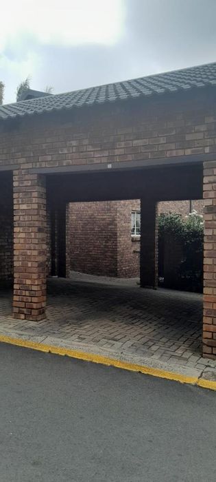 Townhouse for Sale in Van Riebeeck Park Ext 5: Security, garden, courtyard, pet-friendly.