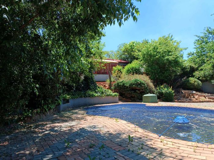 Winchester Hills 2 Houses for sale