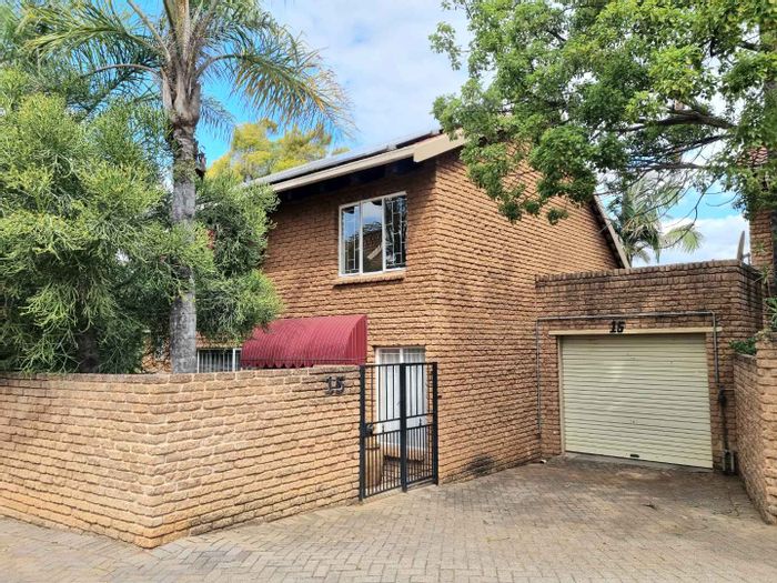 Property #2195030, Townhouse for sale in Moreleta Park