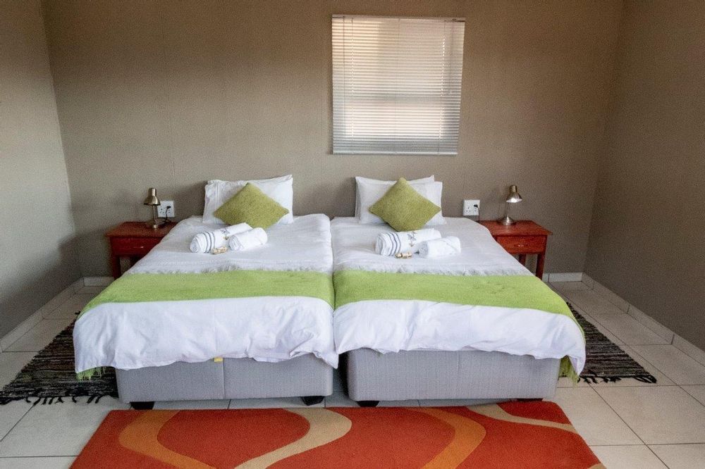 En-suit guest bedroom