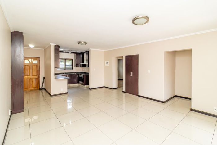 Property #2440475, Apartment Rental Monthly in Bedfordview Central