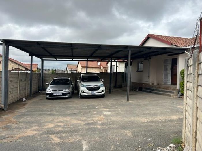 Property #2201516, House rental monthly in Olievenhoutbosch