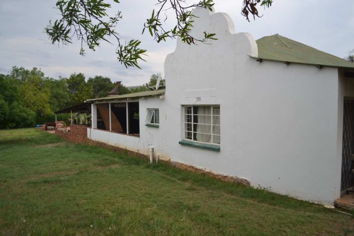 Property #2205326, Farm for sale in Bultfontein