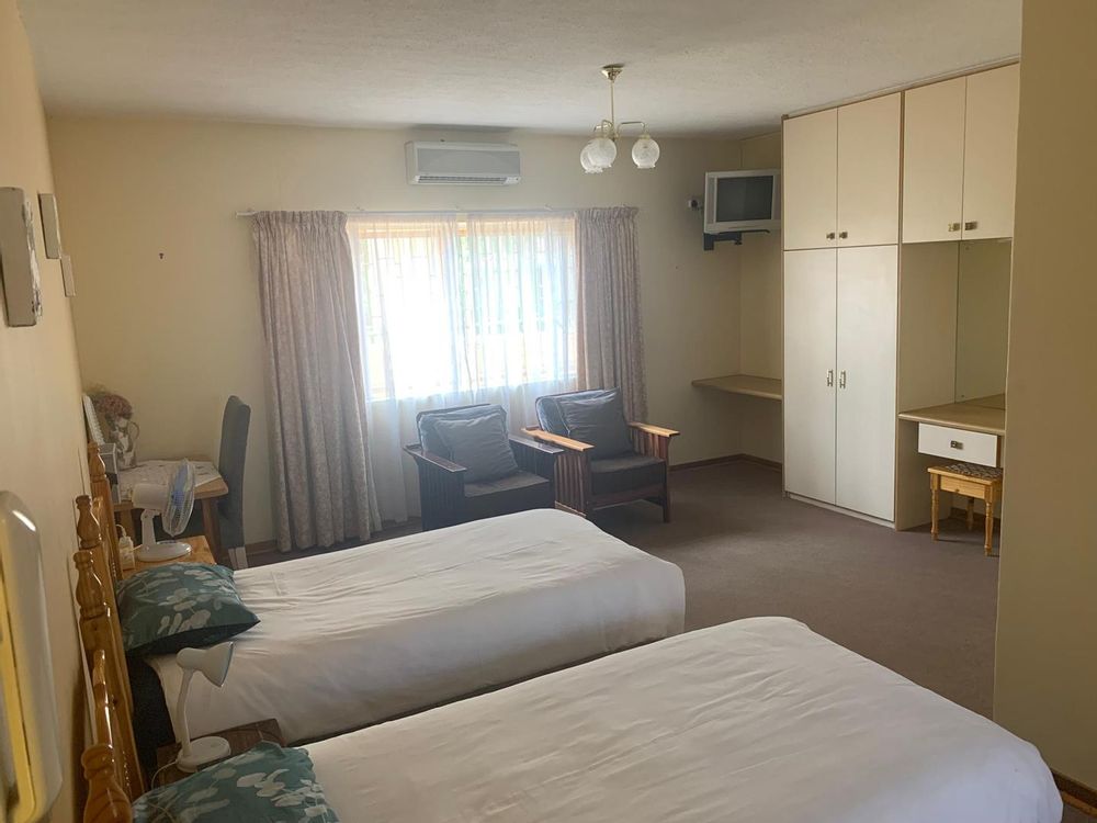 Upper bedroom - Flat 1