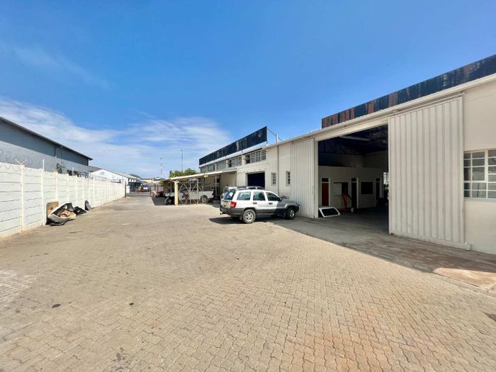 Property #2218324, Industrial for sale in Windhoek Industrial