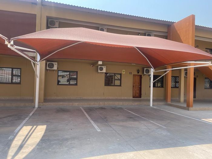 Property #2220821, Townhouse for sale in Ongwediva Central
