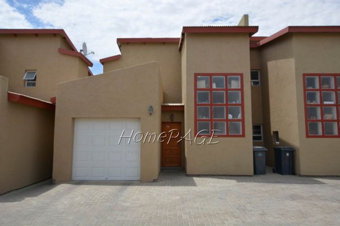 Property #1219481, Townhouse for sale in Swakopmund Ext 9