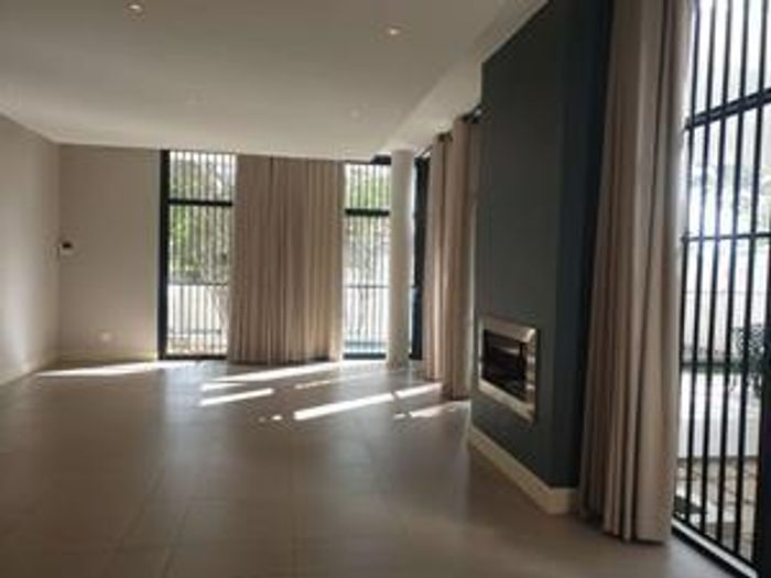 Property #2380509, Townhouse For Sale in Klein Windhoek