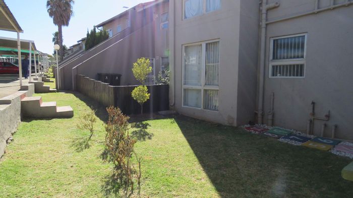 Property #2266295, Townhouse for sale in South Crest