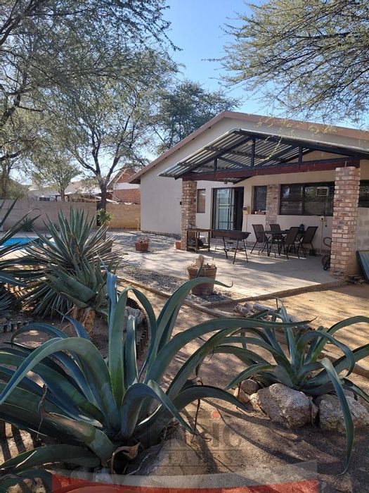 Modern 3-Bedroom Oasis in Omaruru Central, For Sale with Pool and Security