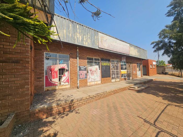 Soshanguve Ext Business For Sale: Versatile commercial space with cold storage and parking.