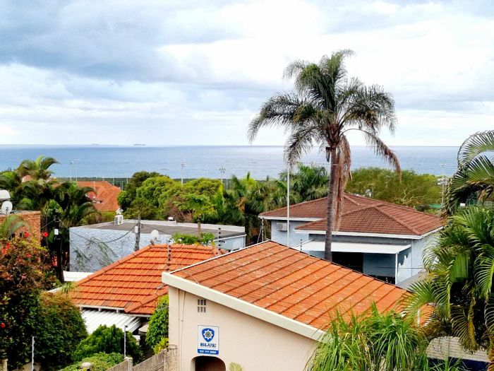 Durban North Central House To Rent: 4 bedrooms, pool, pet-friendly garden, optional flatlet.