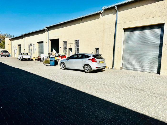 Property #2232774, Business rental monthly in Windhoek Industrial