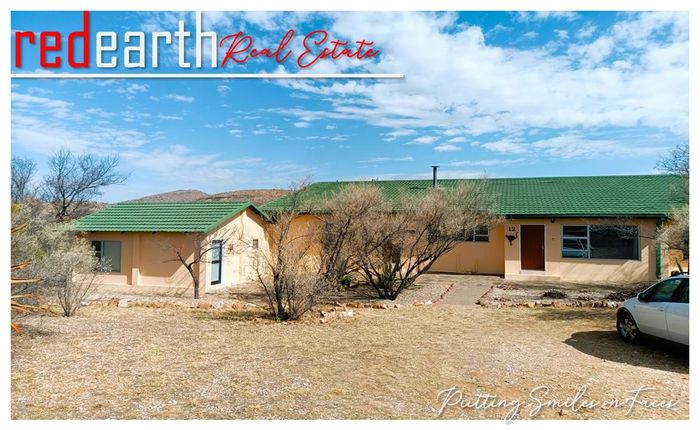 House for Sale in Windhoek South: Two bedrooms, private patio, guest flat, double garage.