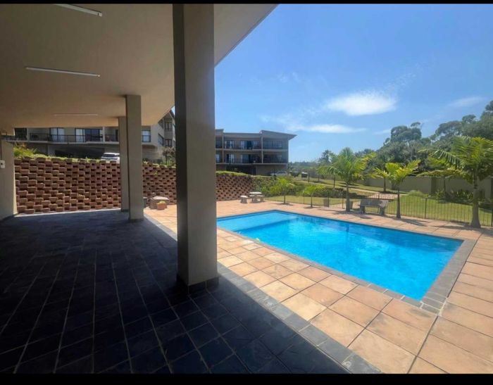 3-Bedroom Apartment For Sale in Sheffield Beach Central with Pool and Seaview.