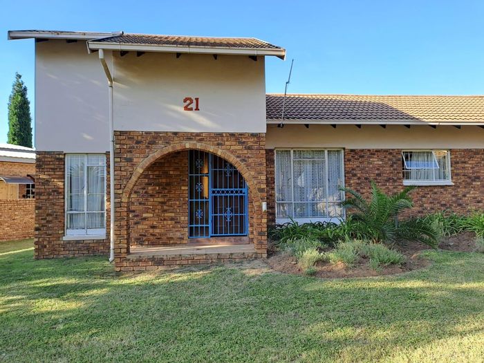 Property #2143172, House for sale in The Reeds