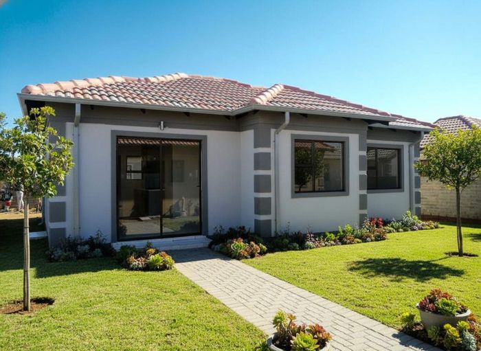 For Sale: House in Sharon Park with 3 bedrooms, solar geyser, and customizable finishes.