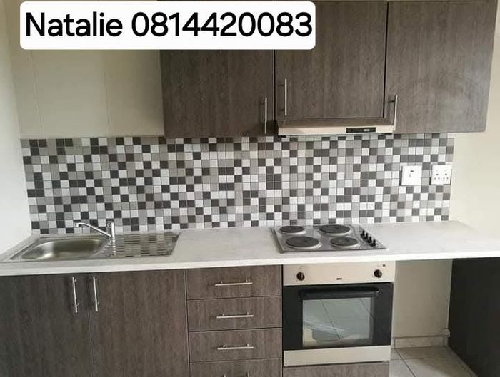 For Sale: Apartment in Windhoek West, close to NUST, with security and parking.