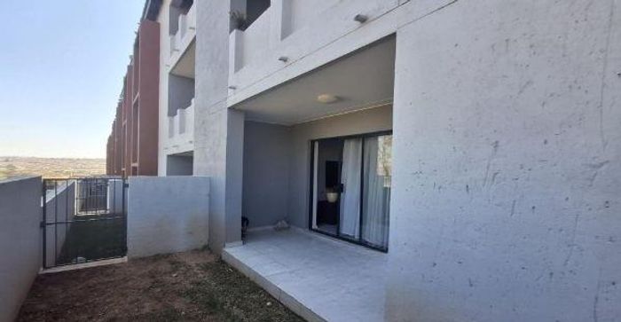 Property #2418698, Townhouse For Sale in Kosmosdal