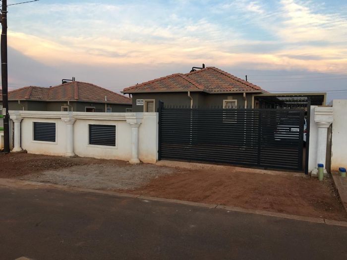 Property #2063473, House pending sale in Mamelodi