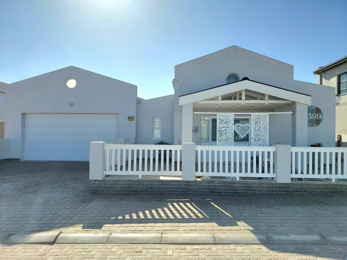 Property #2390145, House For Sale in Sunbay